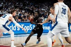 开云体育中国-意大利男篮力克塞尔维亚男篮，瓦兰丘纳斯打破历史纪录