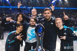 开云体育官网-CLG完胜SHR，Doinb统治全场