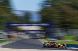 开云体育中国-迈凯伦完胜红牛二队，阿隆索惊艳四座