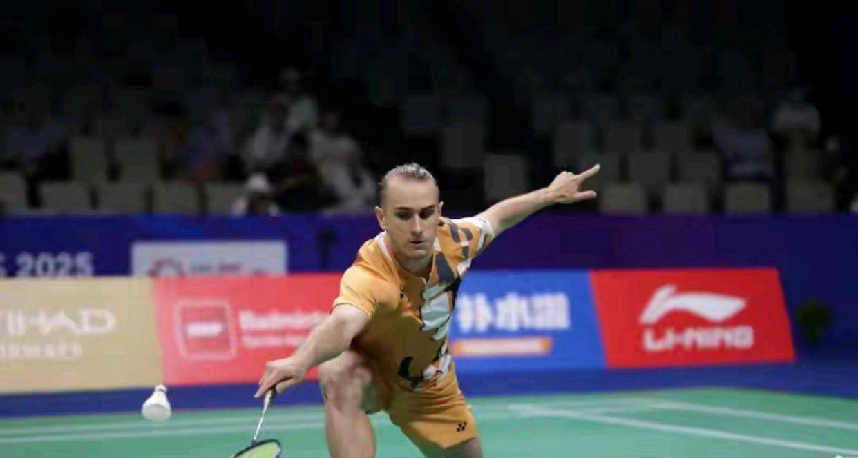 泰国羽毛球队险胜中国羽毛球队，安赛龙爆发神勇