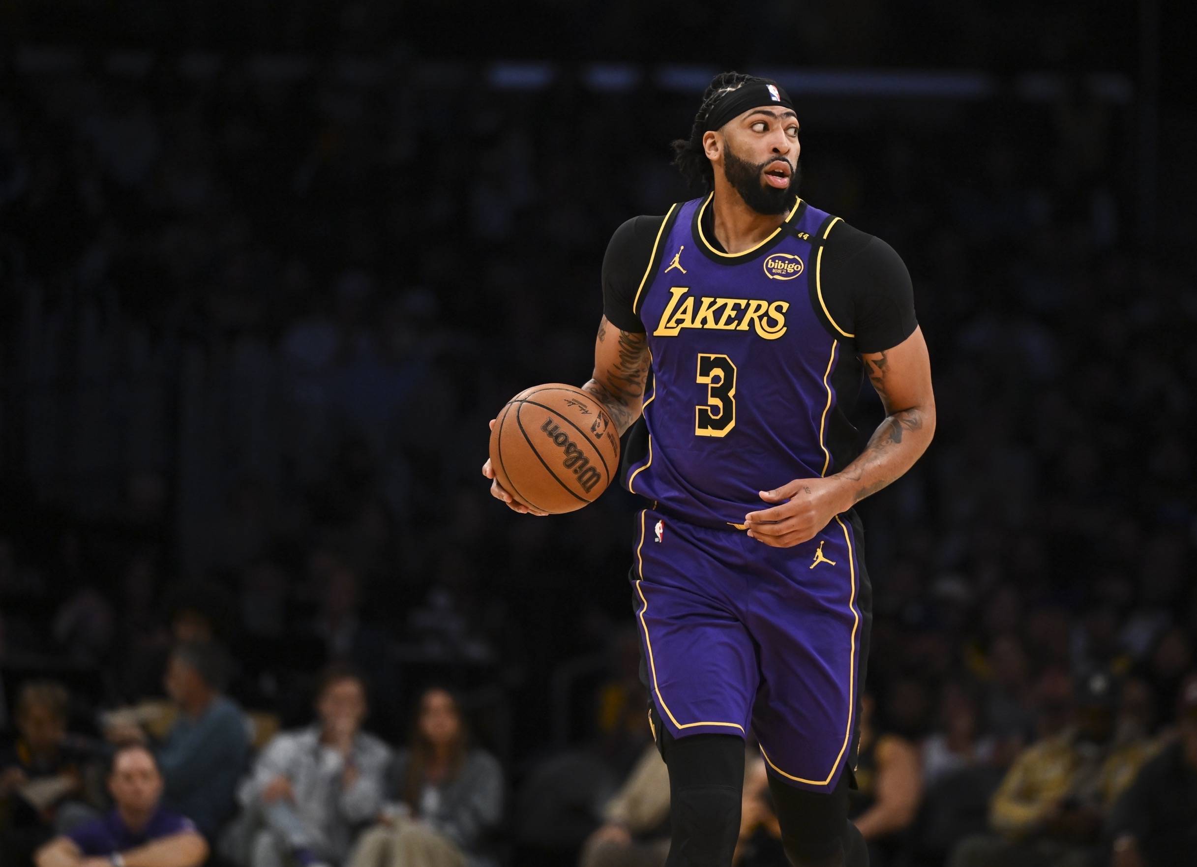 法国男篮爆冷76人，浓眉高光表现