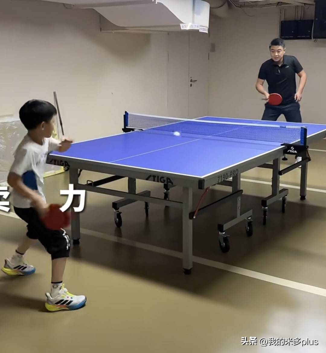 包含韩国乒乓球队绝杀法国乒乓球队,王皓一己之力扛起全队的词条 包含韩国乒乓球队绝杀法国乒乓球队,王皓一己之力扛起全队的词条