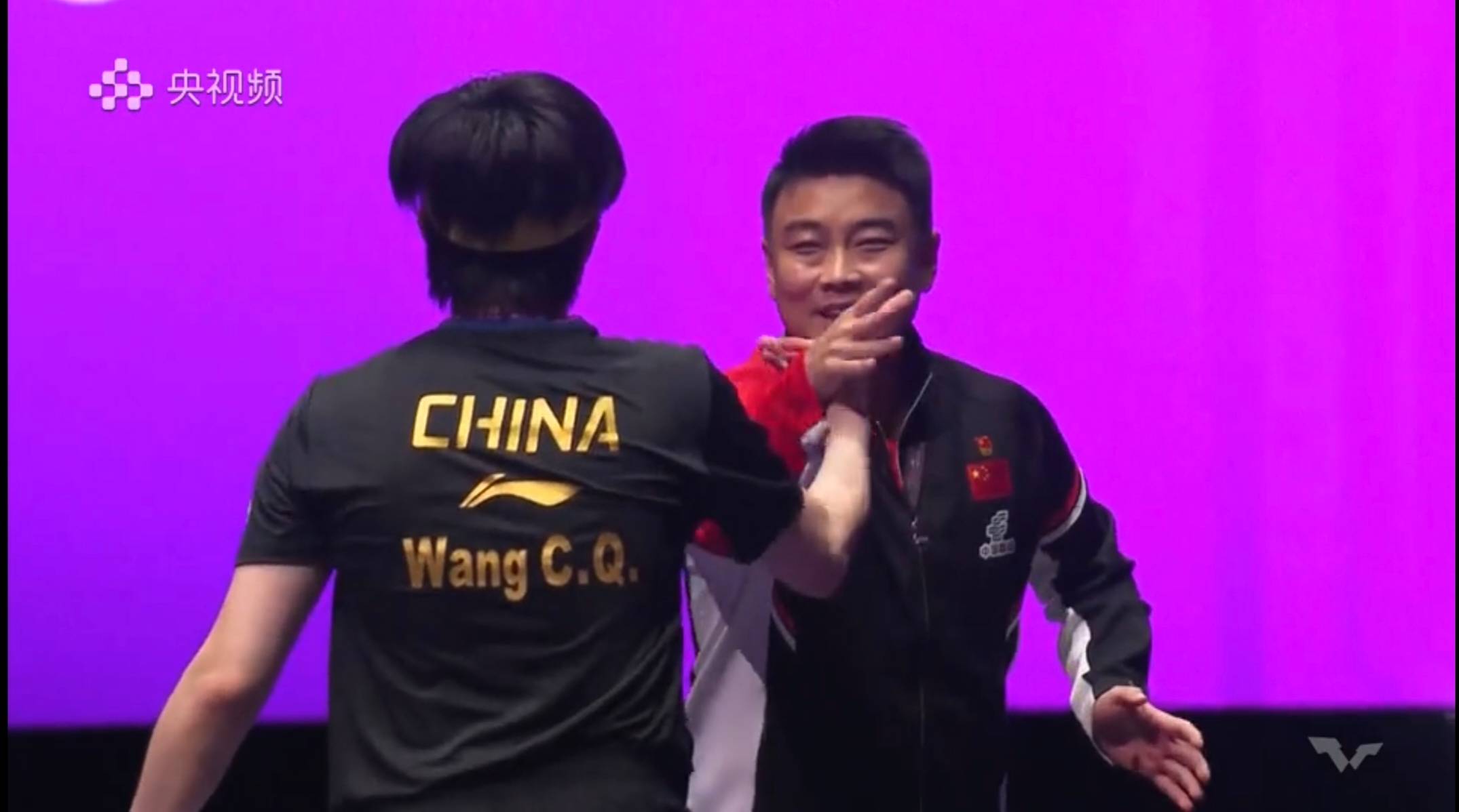 包含韩国乒乓球队绝杀法国乒乓球队,王皓一己之力扛起全队的词条 包含韩国乒乓球队绝杀法国乒乓球队,王皓一己之力扛起全队的词条