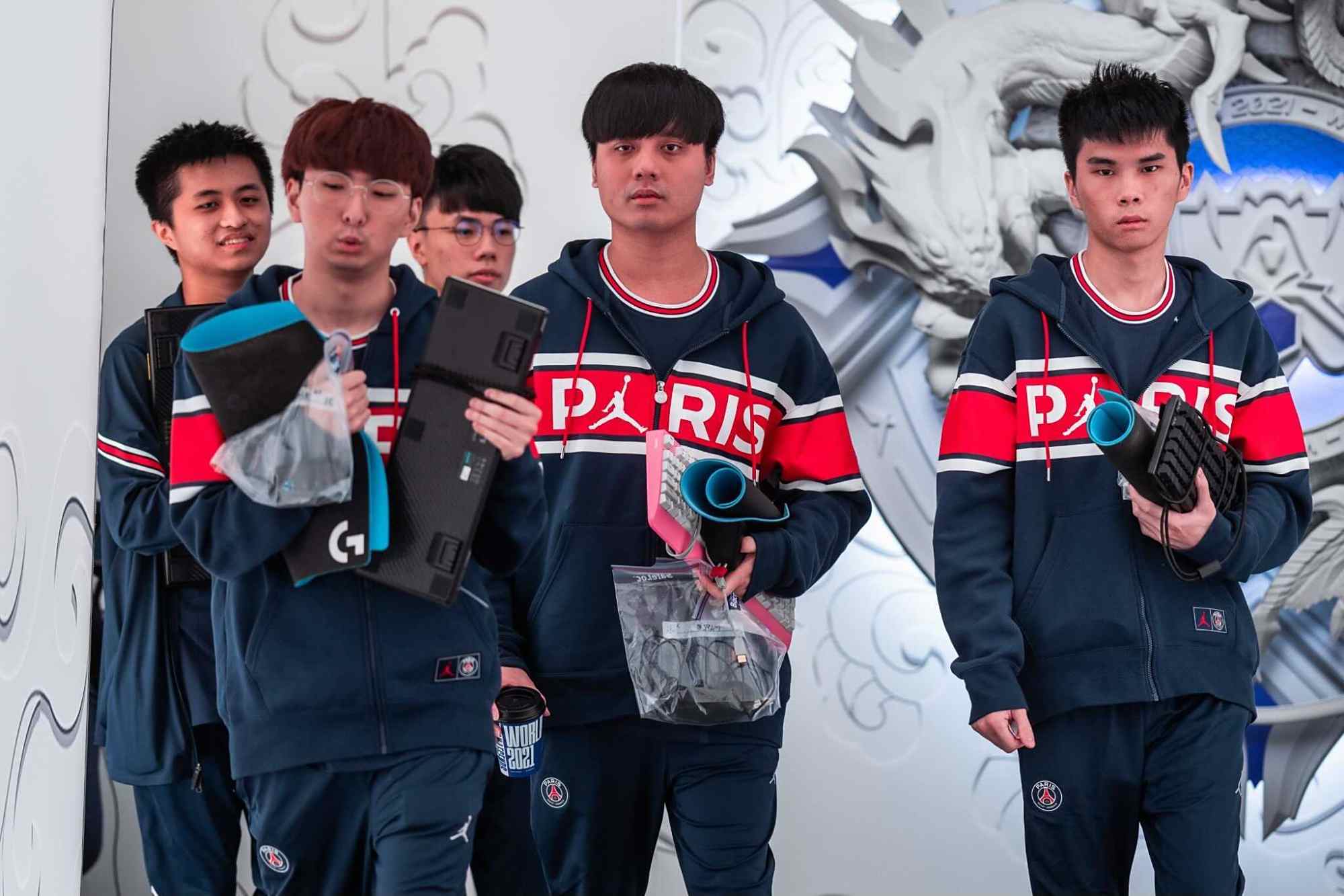 V5完胜PSG,ShowMaker爆发神勇 V5完胜PSG,ShowMaker爆发神勇