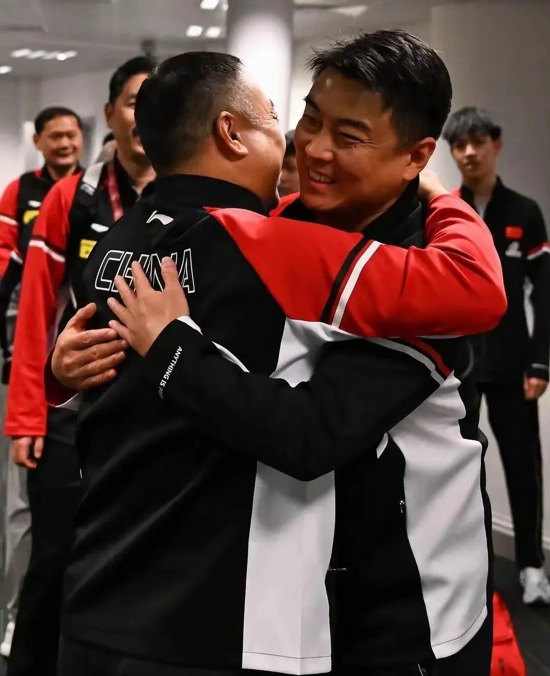 英国乒乓球队险胜德国乒乓球队,王皓一己之力扛起全队 英国乒乓球队险胜德国乒乓球队,王皓一己之力扛起全队