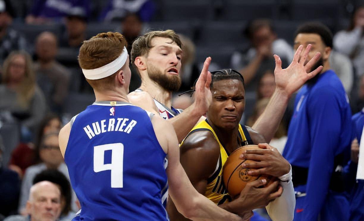 北京队翻盘四川队，福克斯带队取胜