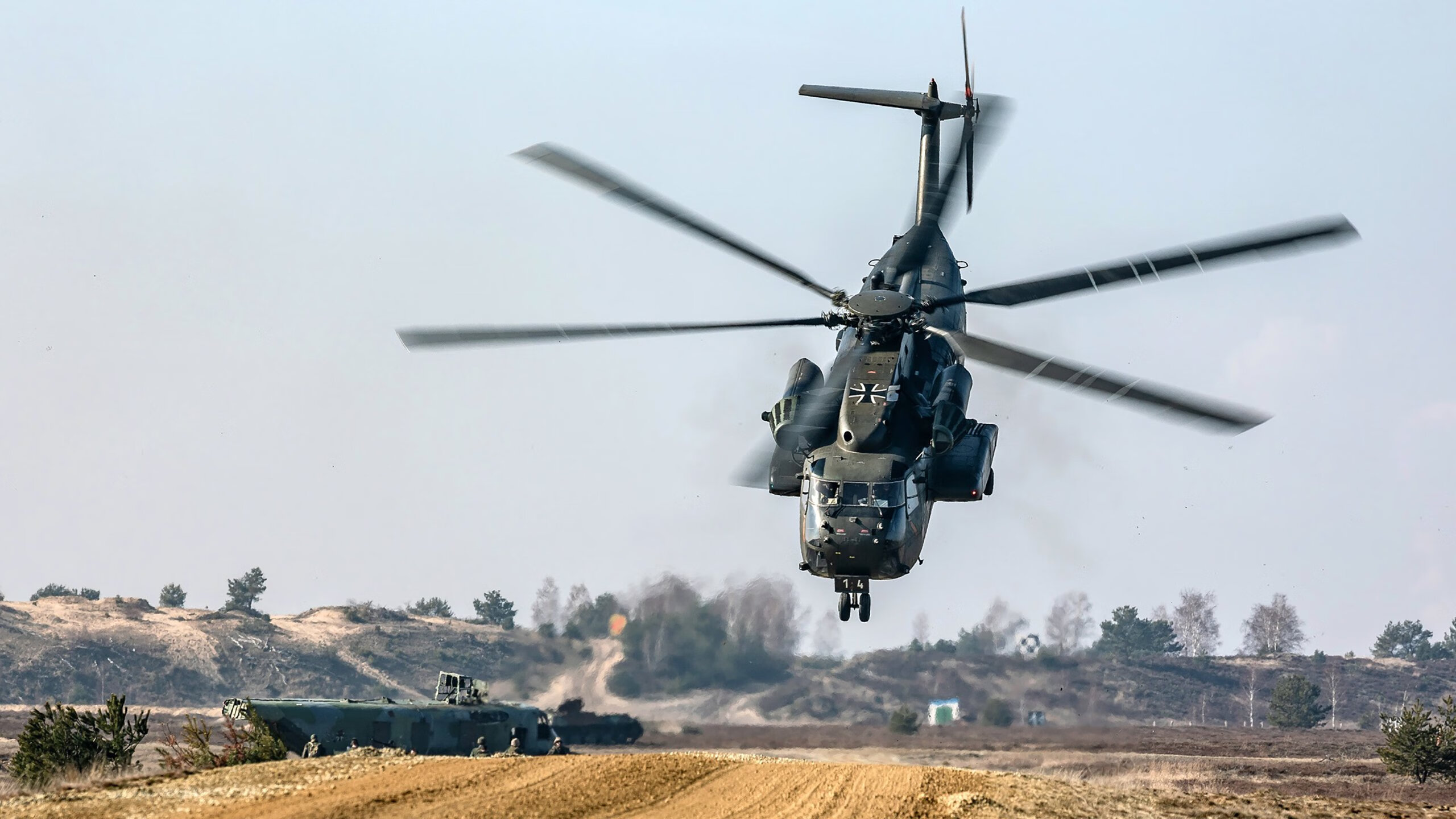 绿茵场上的乒乓弧线,当许昕的魔力助英格兰力克波兰