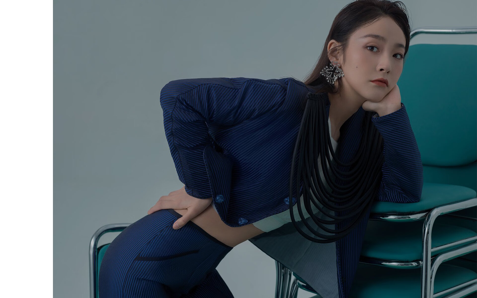 红色闪电撕裂黄昏,努涅斯第88分钟绝杀,波兰1-0气走英格兰